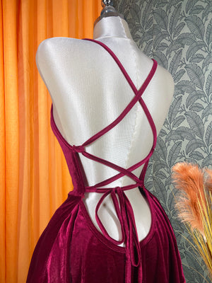 Ensemble nuisette femme avec peignoir assorti, tissu doux et coupe élégante