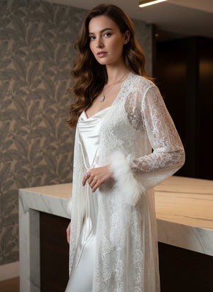 Ensemble lingerie femme deux pièces avec nuisette longue et robe en dentelle