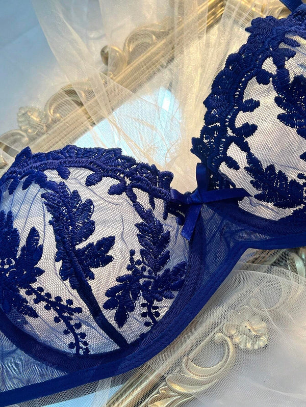 Ensemble Lingerie Dentelle Bleu Nuit – Soutien-gorge & String