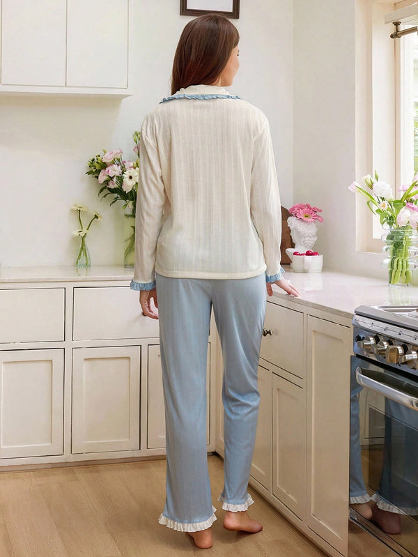 Pyjama Deux Pièces à Volants – Crème & Bleu Pastel